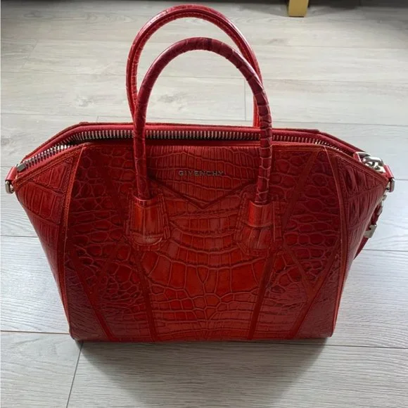 Givenchy Antigona Red Crocodile Embossed Leather Bag Medium - Picture 2 of 16